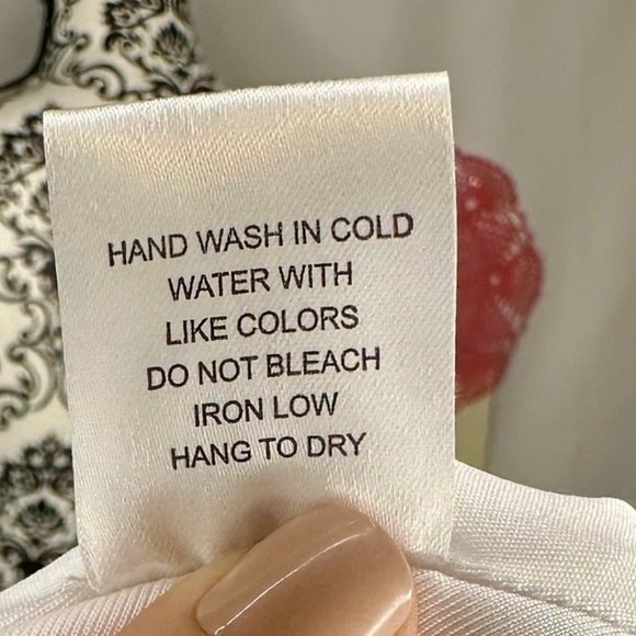 NWT White Dinner in Paris Midi Dress Size Medium - Picture 10 of 10